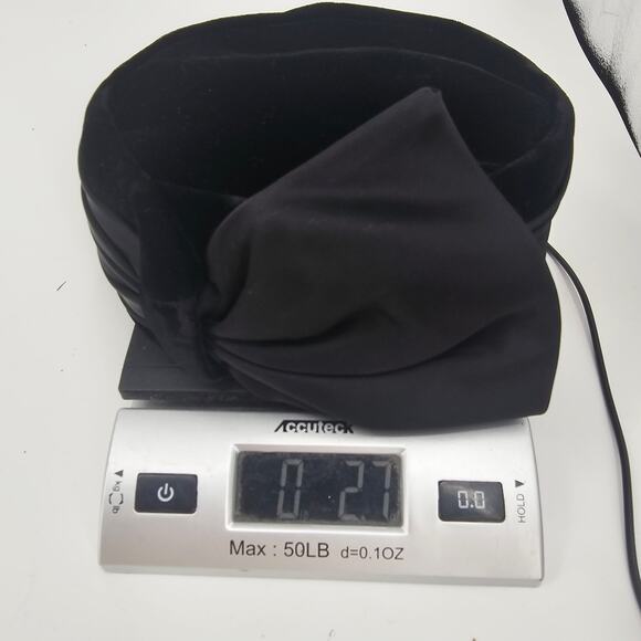 Vintage 1940s - 1950s Black Velvet Satin Bow Church Wedding Pillbox Hat Jackie-O